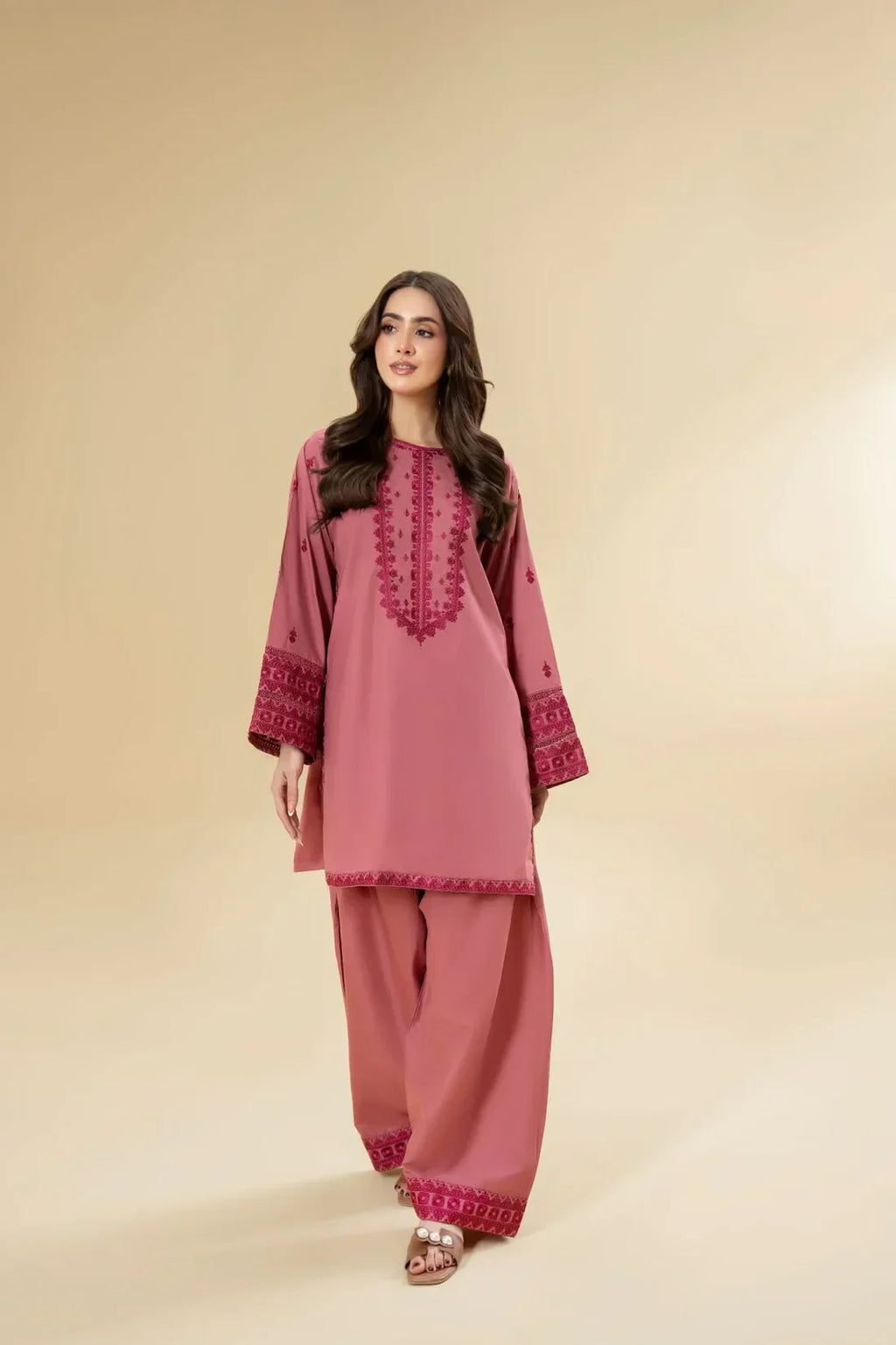 Naaz mahroon 2pc