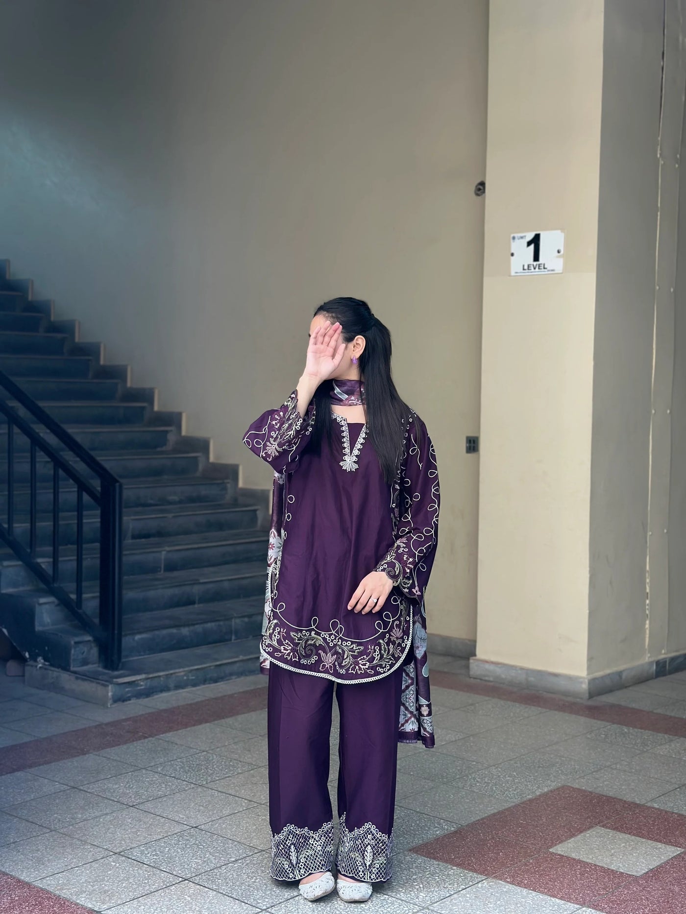 Nayab  3PC