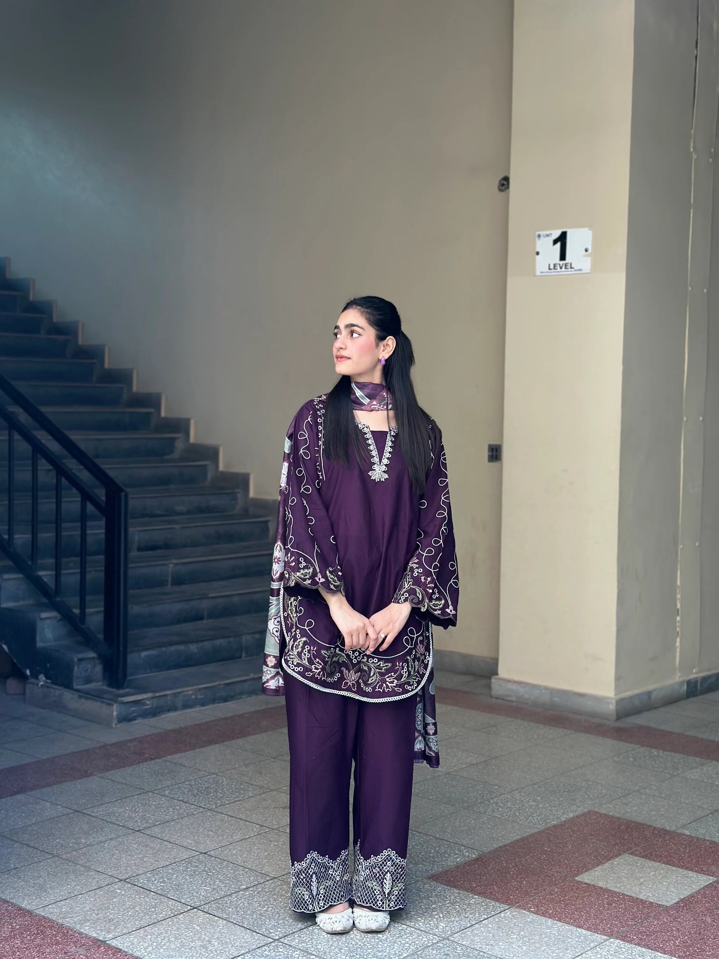 Nayab  3PC